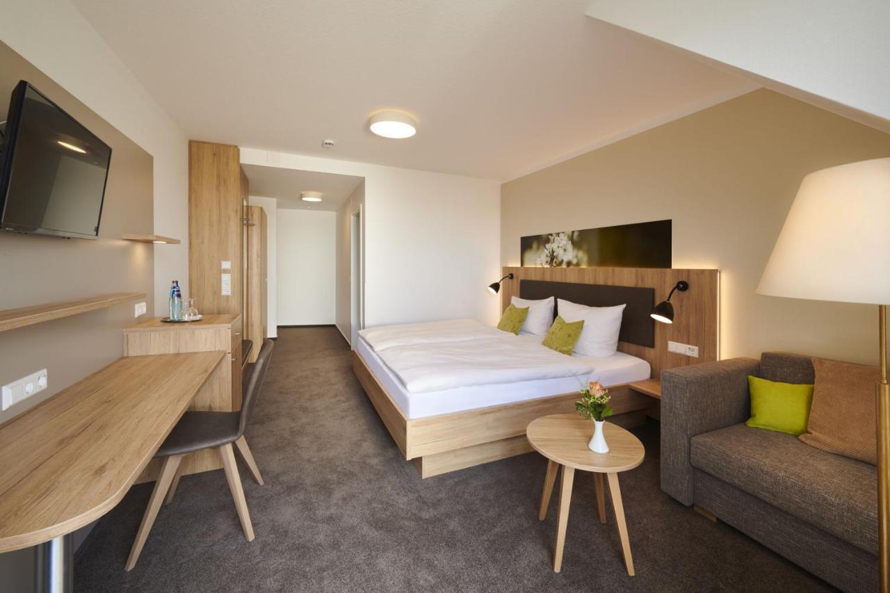 Kreuz-Post Hotel-Restaurant-Spa Vogtsburg Exteriör bild