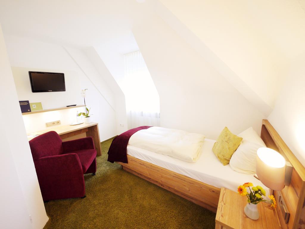 Kreuz-Post Hotel-Restaurant-Spa Vogtsburg Rum bild